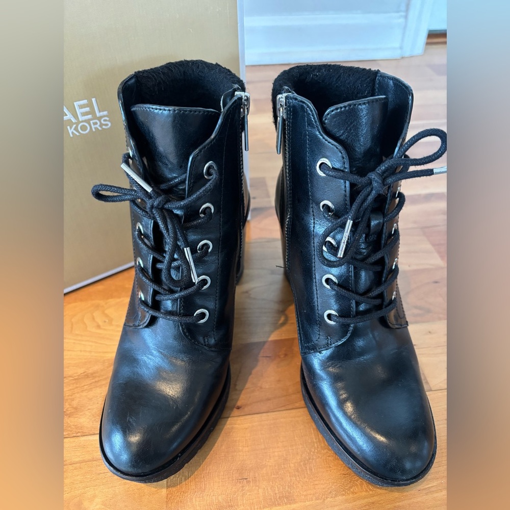 Michael Kors Black Kim Lace Up Bootie Leather Ankle Boots, 7 M - Picture 9 of 14